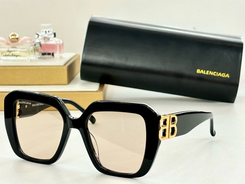 Balenciaga Sunglasses 139